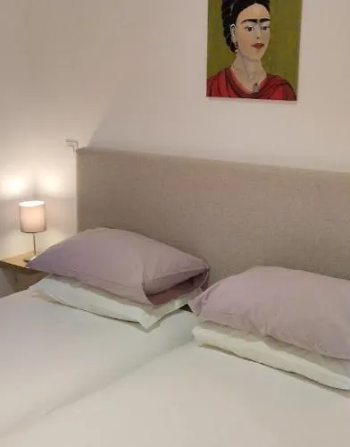 Downtown Rua Flores Apartment Porto